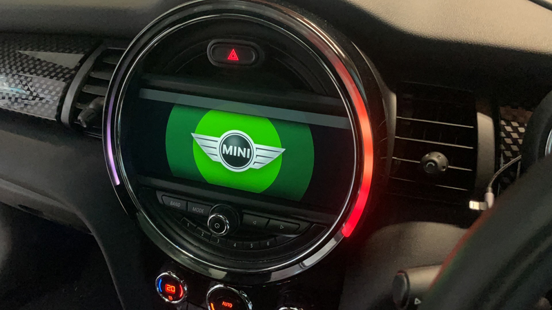 Car GPS, Mini cooper carplay, Mini EVO system factory wireless carplay ...